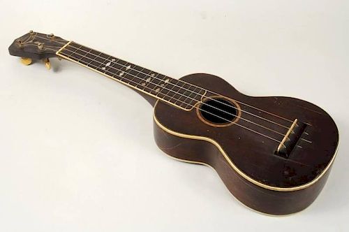 "THE GIBSON" STYLE THREE UKULELE"The