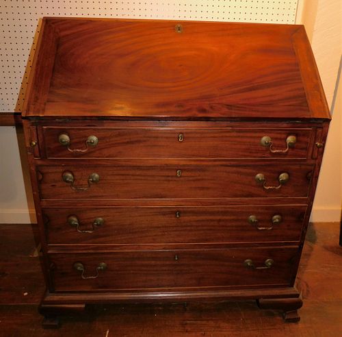 PERIOD CHIPPENDALE SLANT FRONT 383be0