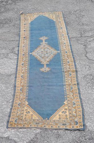 TURKISH OUSHAK RUNNER 19TH C Turkish 383c35