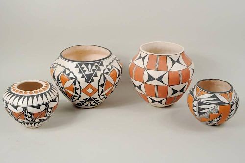 FOUR VINTAGE ACOMA POTSFour vintage