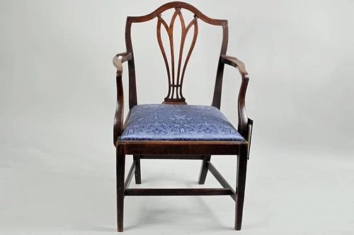 AMERICAN HEPPLEWHITE ARM CHAIRPossibly 383d17