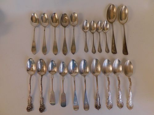 21 STERLING SILVER SPOONSAssorted lot