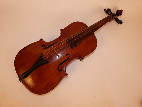OLD MAGGINI VIOLINOld violin with 383e90