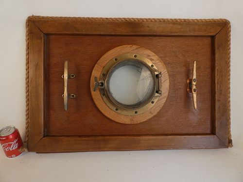 NAUTICAL PORTHOLE DISPLAYOld nautical