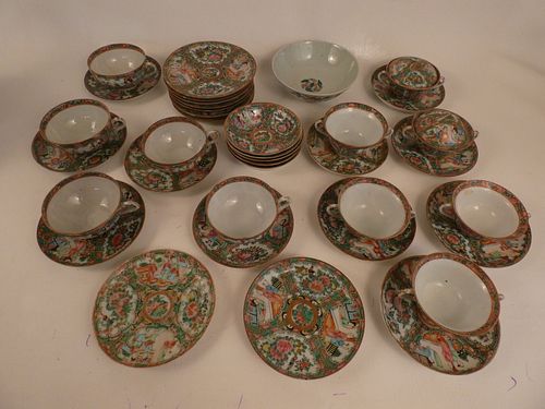 37 PCS. CHINESE ROSE MEDALLION DINNERWARELot