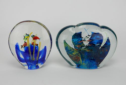 2 ART GLASS PAPERWEIGHTS2 Art Glass 383f12