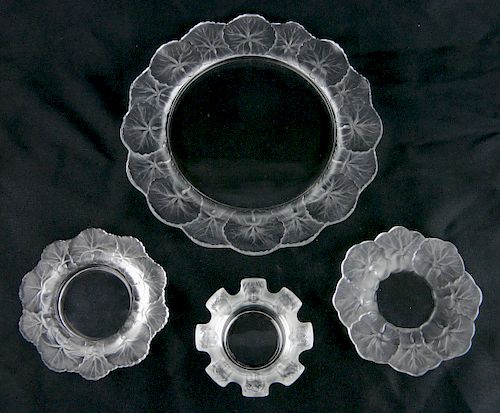 LALIQUE CRYSTAL PLATE AND 3 ASHTRAYSLalique 383f3b