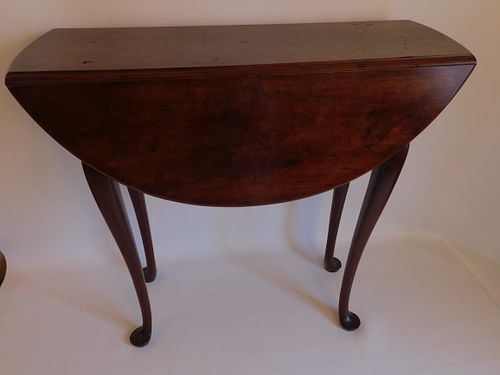 PERIOD DIMINUTIVE QUEEN ANNE TABLE18th 384196