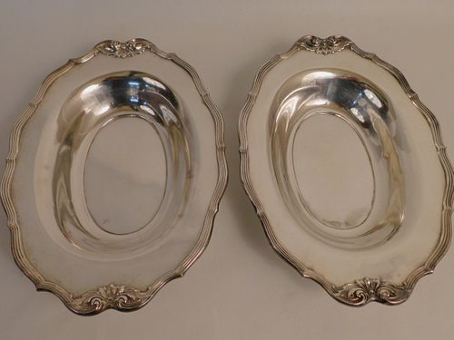 PAIR WHITING STERLING SERVING BOWLSPair 3843e6