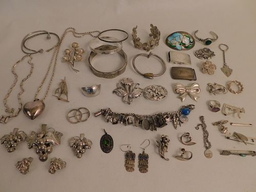 LOT OF STERLING SILVER JEWELRYAssorted 384441