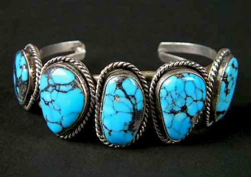 TURQUOISE AND SILVER CUFF BRACELETTurquoise 38456a