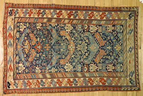 ORIENTAL RUGOriental rug. 5'5''