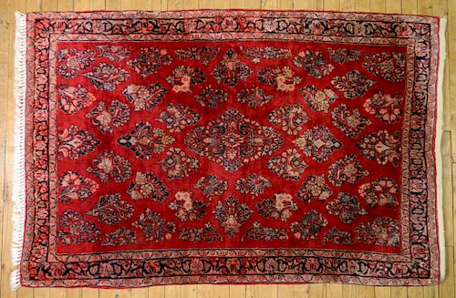 RED SAROUK RUGRed Sarouk rug. 4'10''
