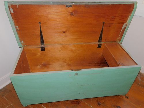 ANTIQUE GREEN SEA CHEST TRUNK19th century