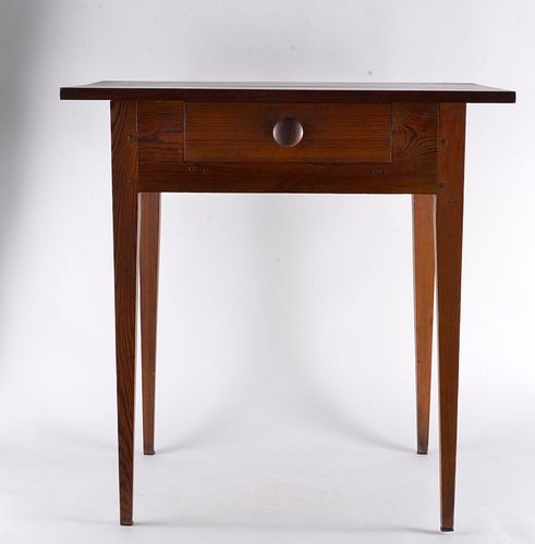 SOUTHERN TAPERED LEG TABLE WITH