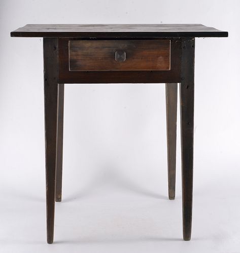SOUTHERN TAPERED LEG TABLE WITH