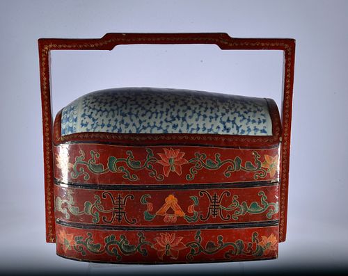 CHINESE PAINTED CARRY BASKETporcelien