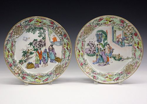 2 CHINESE EXPORT PORCELAIN PLATESTwo 384978