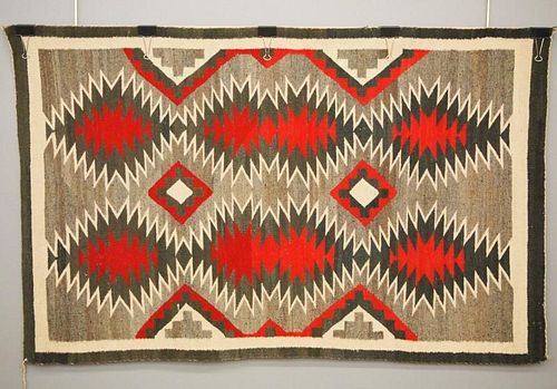 NAVAJO WEAVING RUGA 4 9 x 3 0  384a46