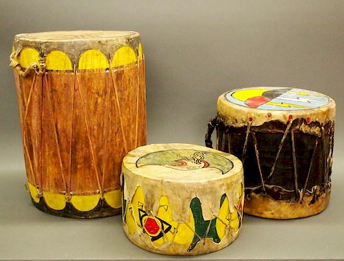 3 PAINTED DRUMSThree mid 20th century 384a47