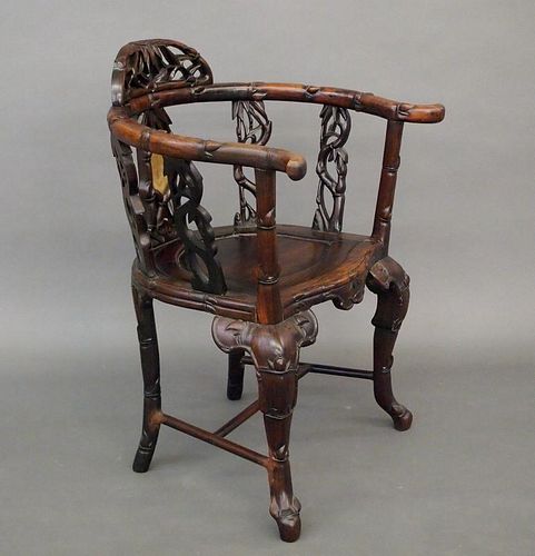 CHINESE ROSEWOOD ARMCHAIRAn early 384b72