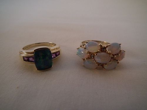 TWO 14K GOLD RINGS14k gold rings 384ced