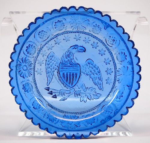 LACY GLASS EAGLE CUP PLATEA mid 384d74