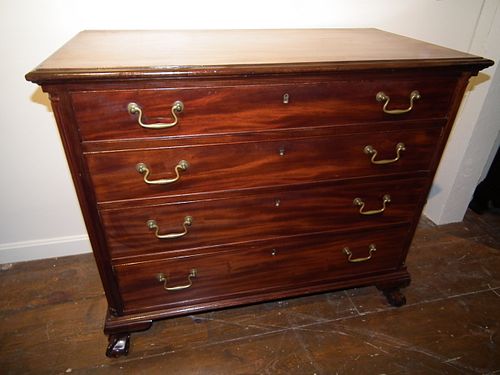PERIOD CHIPPENDALE CHEST18th century 384dd8