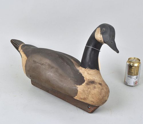 LARGE CANADIAN GOOSE PAINTED WOOD 3827e8