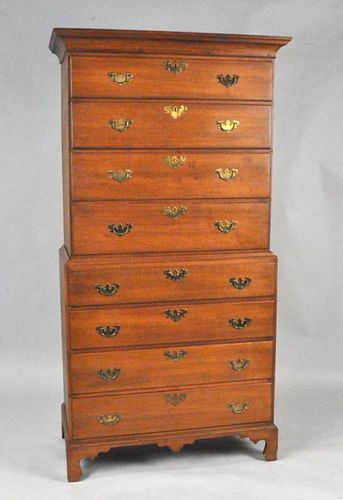 NEW ENGLAND CHIPPENDALE MAPLE CHEST 382951