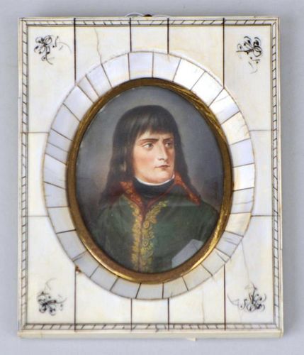 FRENCH OVAL PORTRAIT MINIATURE 382a80