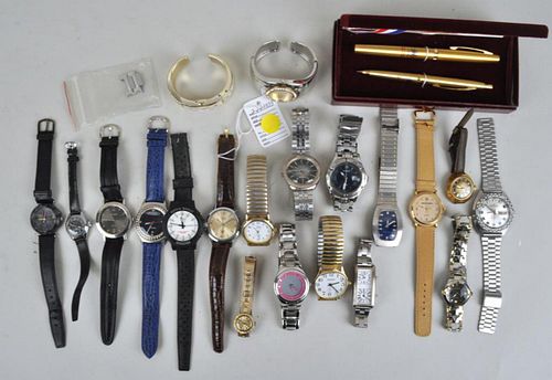 LARGE LOT CONTEMPORARY WRISTWATCHESincluding