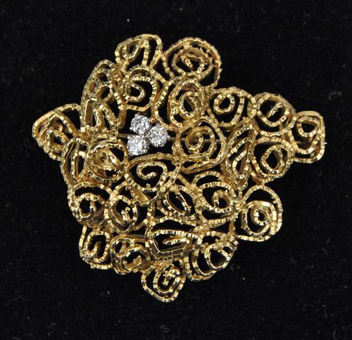 18K GOLD & THREE DIAMOND BROOCHin a