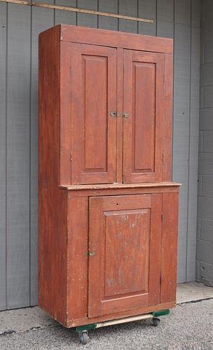 AMERICAN COUNTRY RED PAINTED CUPBOARDwith