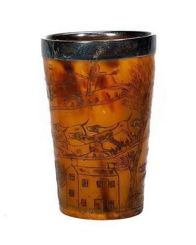 HORN CUP WITH ENGRAVED HUNTING 382ebd
