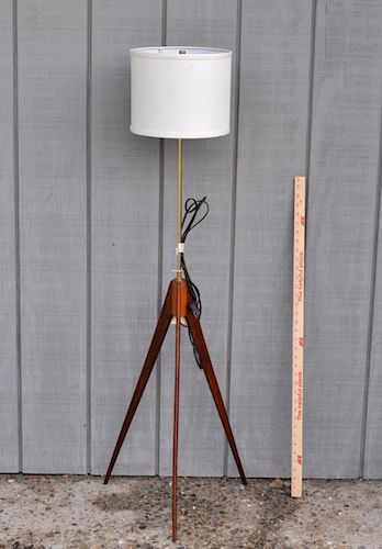 MCM DANISH WALNUT TRIPOD FORM FLOOR