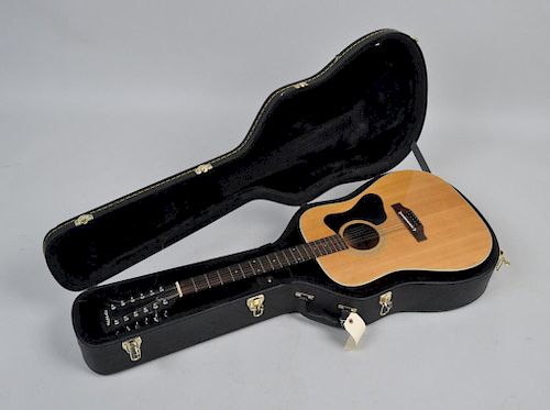 VINTAGE CASED GUILD MADEIRA ACOUSTIC 382f8b