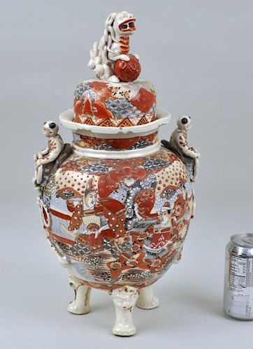 JAPANESE PORCELAIN MORIAGE COVERED 382f95