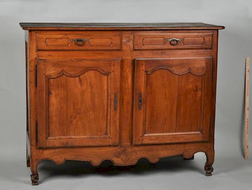 FRENCH PROVINCIAL CARVED CHERRYWOOD 3830b8