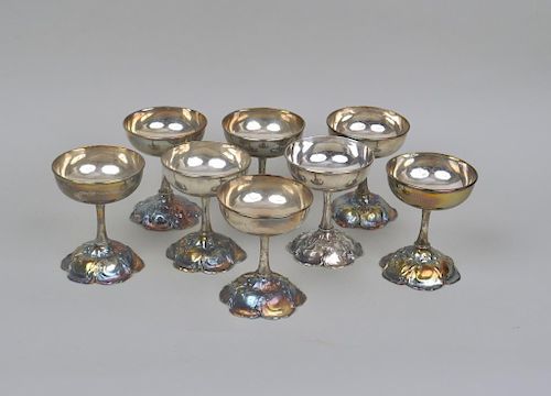 SET EIGHT STERLING SILVER CHAMPAGNESby