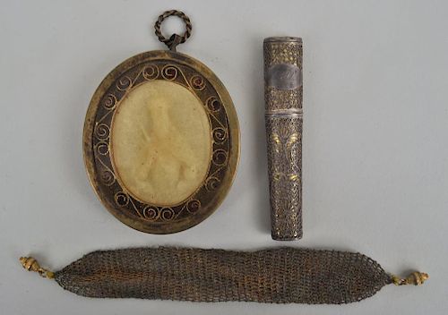 EARLY CONTINENTAL BRASS LOCKET  3832c7