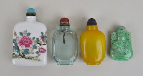 FOUR CHINESE SNUFF BOTTLEScomprising 3833e8