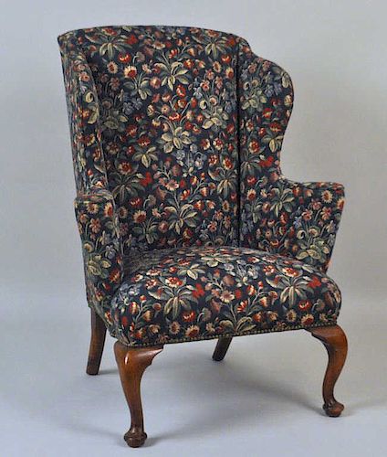 ENGLISH QUEEN ANNE STYLE UPHOLSTERED 383448