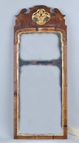 QUEEN ANNE WALNUT MIRROR GILT SHELLshaped