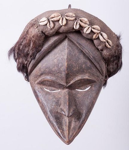 LIBERIAN DAN MASKDan mask from