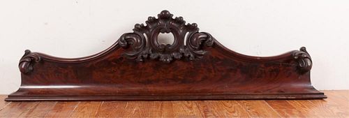 BURLED WALNUT CORNICE PEDIMENT 385e74