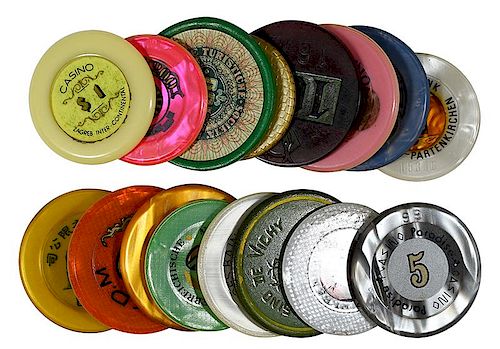 15 FOREIGN PLASTIC CASINO GAMBLING CHIPS.15