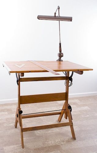 DRAFTING TABLEDrafting table with