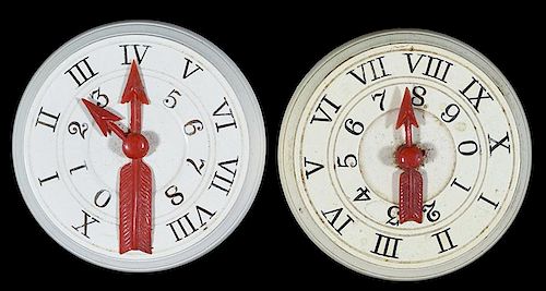 PAIR OF CIRCULAR CELLULOID WHIST 386066