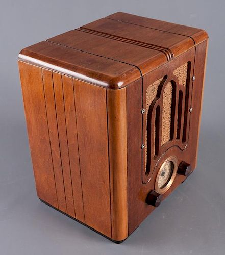 1930S CROSLEY MODEL 435 TOMBSTONE 3861e8